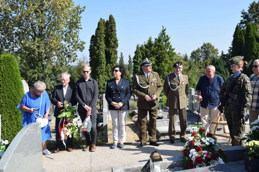 Upamiętniono powstańca śląskiego kpt. Adama Białoszyńskiego w ramach akcji „Wszyscy jesteśmy ze Śląska!”. Fot.: IPN Dominik Grabis
