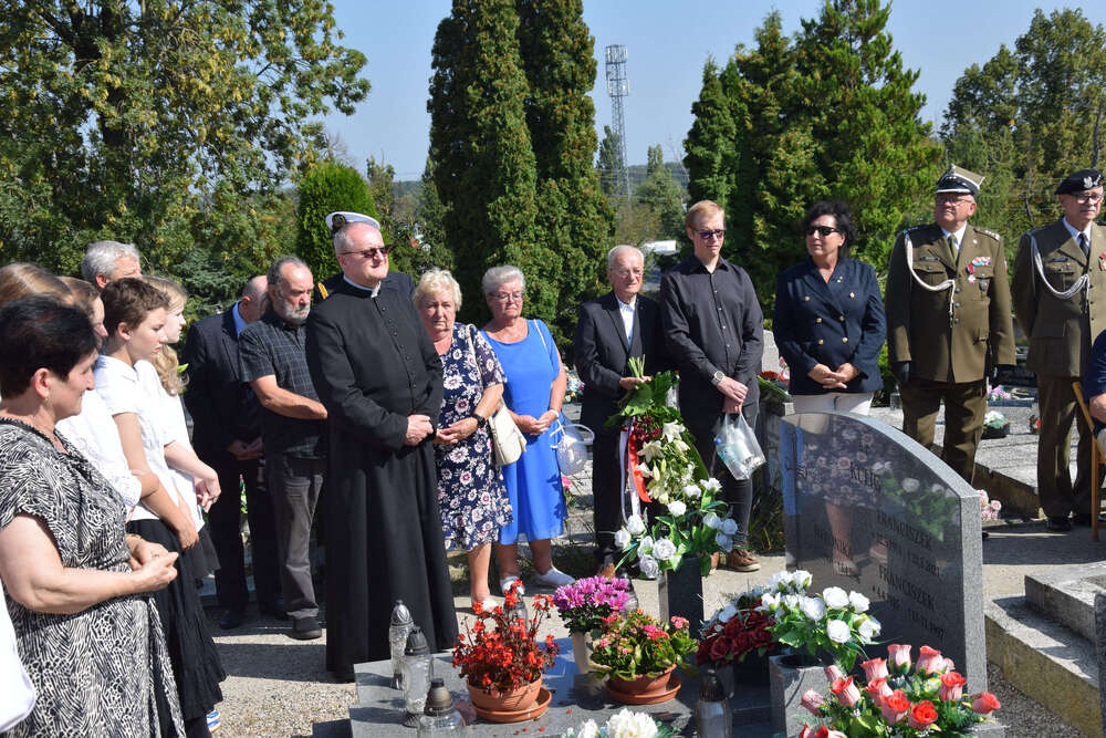 Upamiętniono powstańca śląskiego kpt. Adama Białoszyńskiego w ramach akcji „Wszyscy jesteśmy ze Śląska!”. Fot.: IPN Dominik Grabis