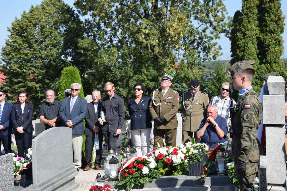 Upamiętniono powstańca śląskiego kpt. Adama Białoszyńskiego w ramach akcji „Wszyscy jesteśmy ze Śląska!”. Fot.: IPN Dominik Grabis