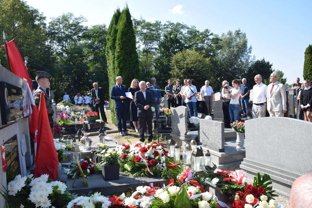 Upamiętniono powstańca śląskiego kpt. Adama Białoszyńskiego w ramach akcji „Wszyscy jesteśmy ze Śląska!”. Fot.: IPN Dominik Grabis