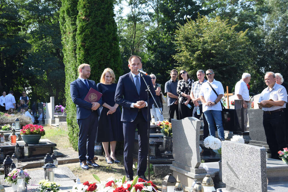 Upamiętniono powstańca śląskiego kpt. Adama Białoszyńskiego w ramach akcji „Wszyscy jesteśmy ze Śląska!”. Fot.: IPN Dominik Grabis