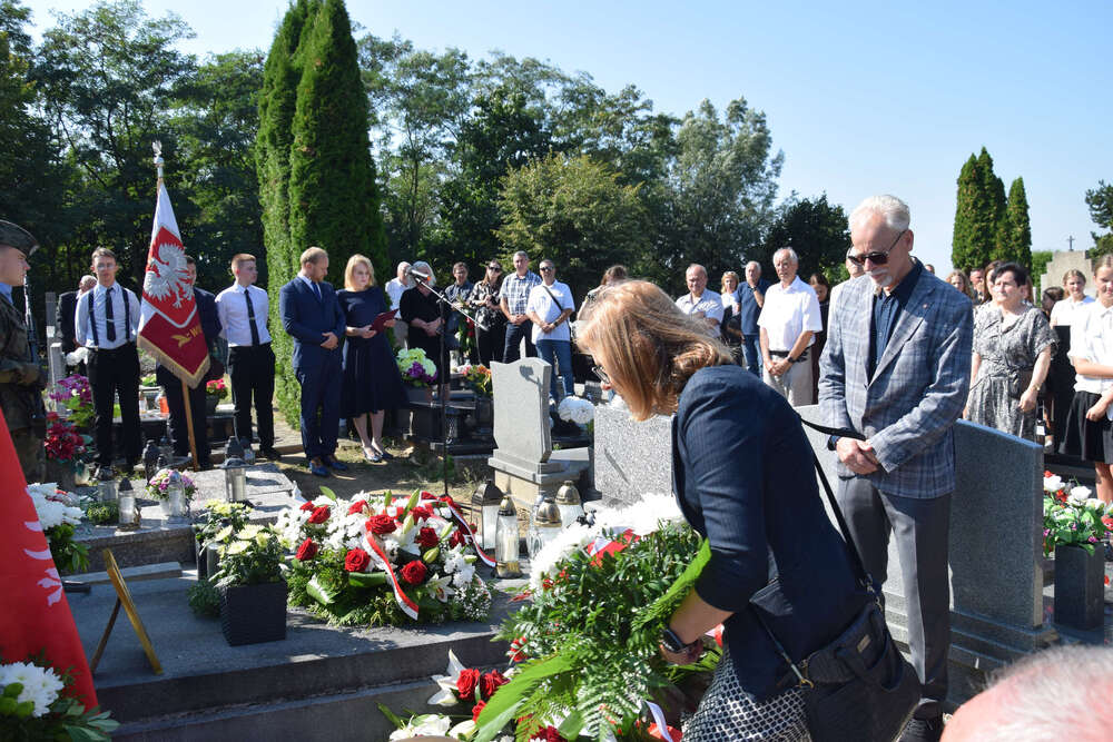 Upamiętniono powstańca śląskiego kpt. Adama Białoszyńskiego w ramach akcji „Wszyscy jesteśmy ze Śląska!”. Fot.: IPN Dominik Grabis
