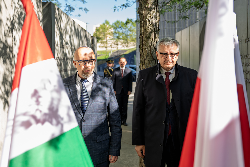 Wernisaż wystawy Krzysztofa Duckiego ROZMÓWKI POLSKO-WĘGIERSKIE. Fot.: IPN Krzysztof Łojko