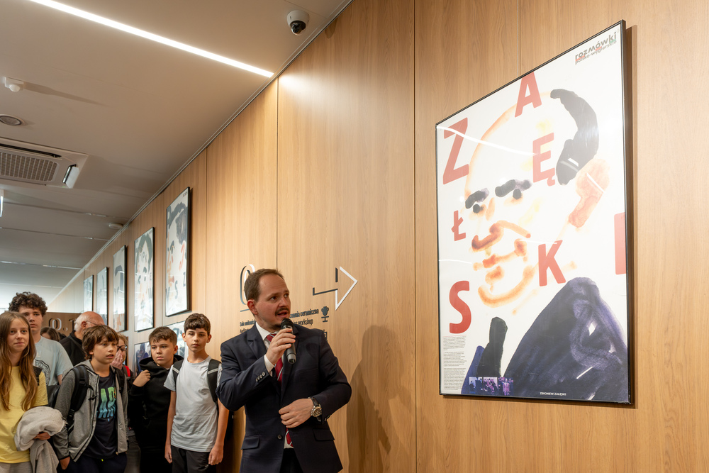 Wernisaż wystawy Krzysztofa Duckiego ROZMÓWKI POLSKO-WĘGIERSKIE. Fot.: IPN Krzysztof Łojko