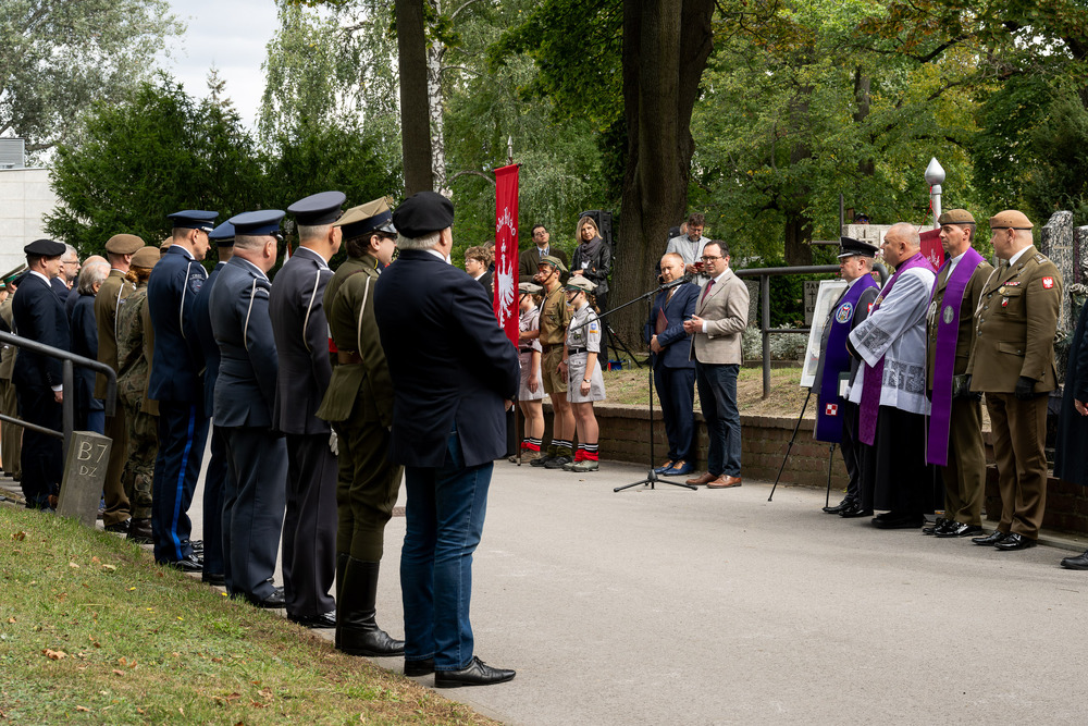 W Warszawie upamiętniliśmy powstańca śląskiego płk. Tadeusza Puszczyńskiego „Konrada Wawelberga” w ramach akcji „Wszyscy jesteśmy ze Śląska!". Fot.: IPN Krzysztof Łojko