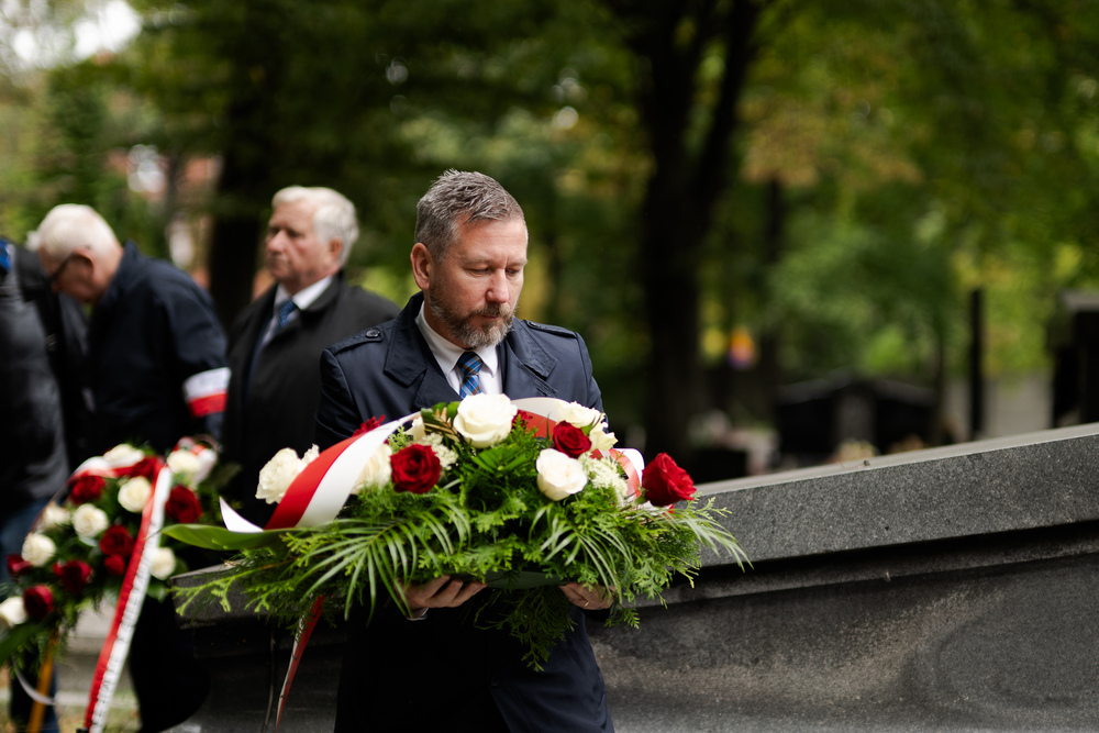 Upamiętnienie dr. Juliusza Niekrasza w ramach obchodów Dnia Polskiego Państwa Podziemnego. Fot.: IPN Krzysztof Łojko