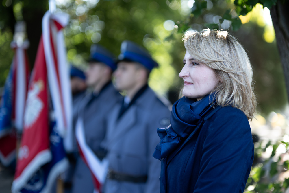 Uroczystość oznaczenia grobu insp. PP Wiktora Ludwikowskiego znakiem pamięci „Tobie Polsko” w Kędzierzynie-Koźlu. Fot.: IPN Krzysztof Łojko