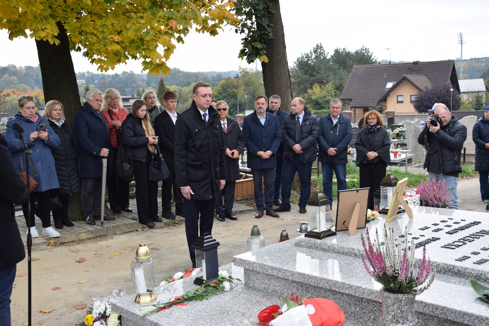 Upamiętnienie powstańca śląskiego Augustyna Wyleżycha w Wodzisławiu Śląskim. Fot. Danuta Mikoda/IPN