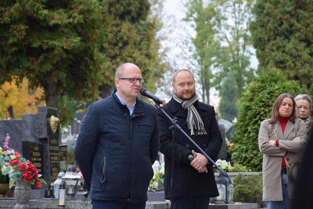Upamiętnienie powstańca śląskiego Augustyna Wyleżycha w Wodzisławiu Śląskim. Fot. Danuta Mikoda/IPN