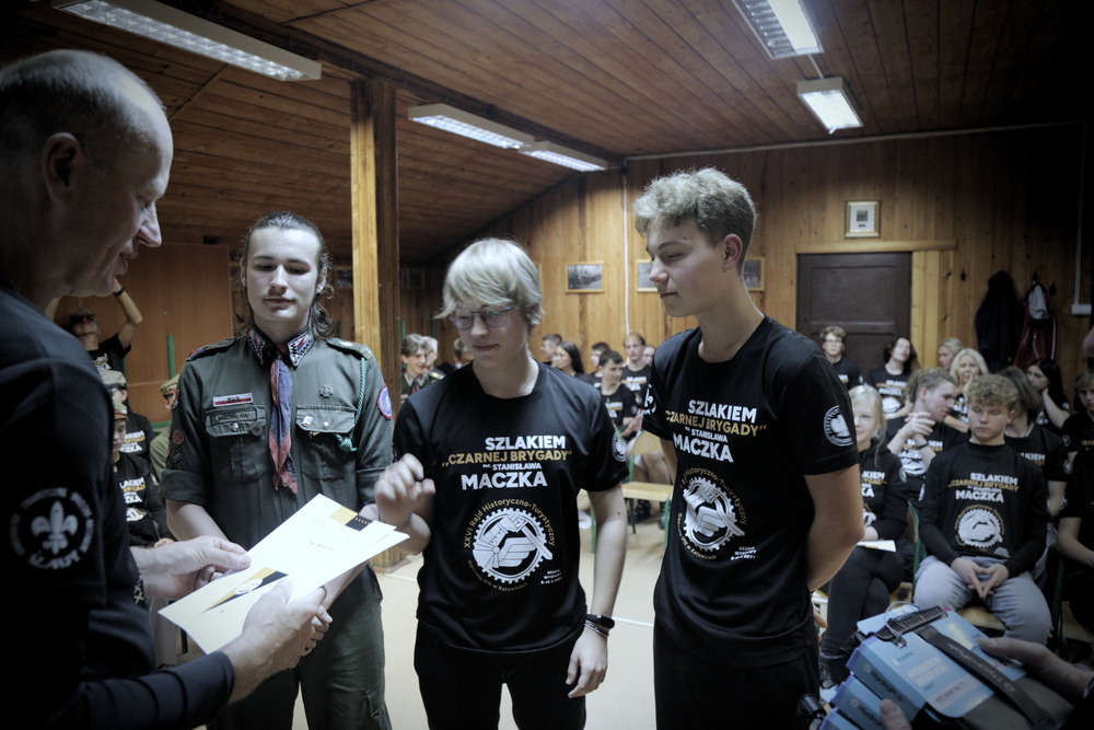 XXVI Rajd Historyczno-Turystyczny Szlakiem „Czarnej Brygady” pułkownika Stanisława Maczka. Fot. Adam Kondracki/IPN