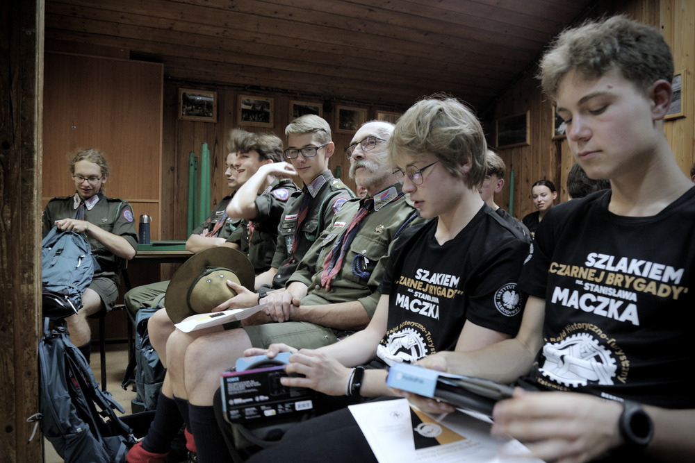 XXVI Rajd Historyczno-Turystyczny Szlakiem „Czarnej Brygady” pułkownika Stanisława Maczka. Fot. Adam Kondracki/IPN