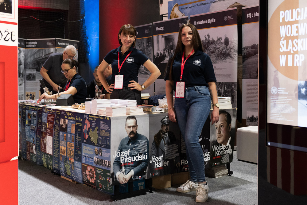 Stoisko IPN Katowice – historia w działaniu. Fot.: IPN Krzysztof Łojko