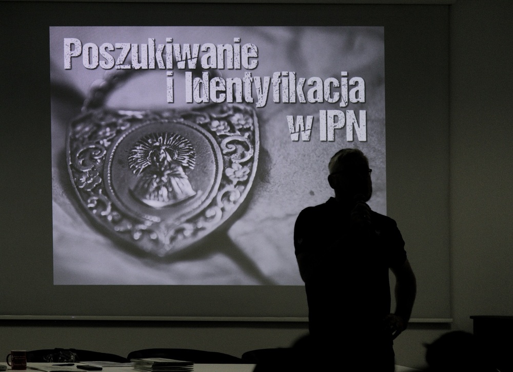 Inauguracja IX edycji projektu edukacyjnego IPN „Łączka i inne miejsca poszukiwań” w Katowicach. Fot. Renata Skoczek/IPN