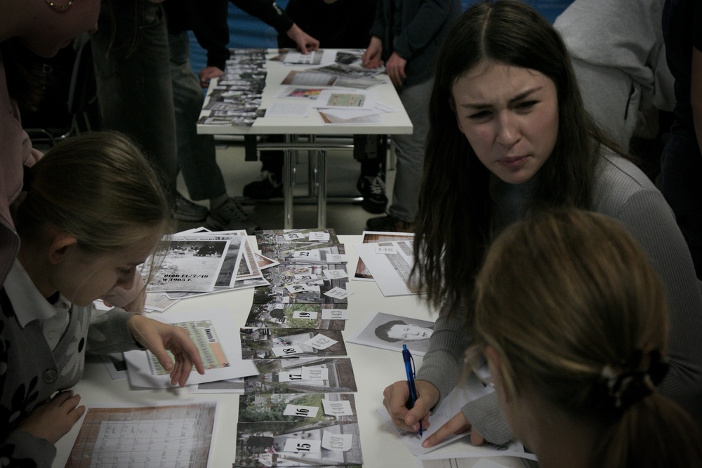 Inauguracja IX edycji projektu edukacyjnego IPN „Łączka i inne miejsca poszukiwań” w Katowicach. Fot. Adam Kondracki/IPN