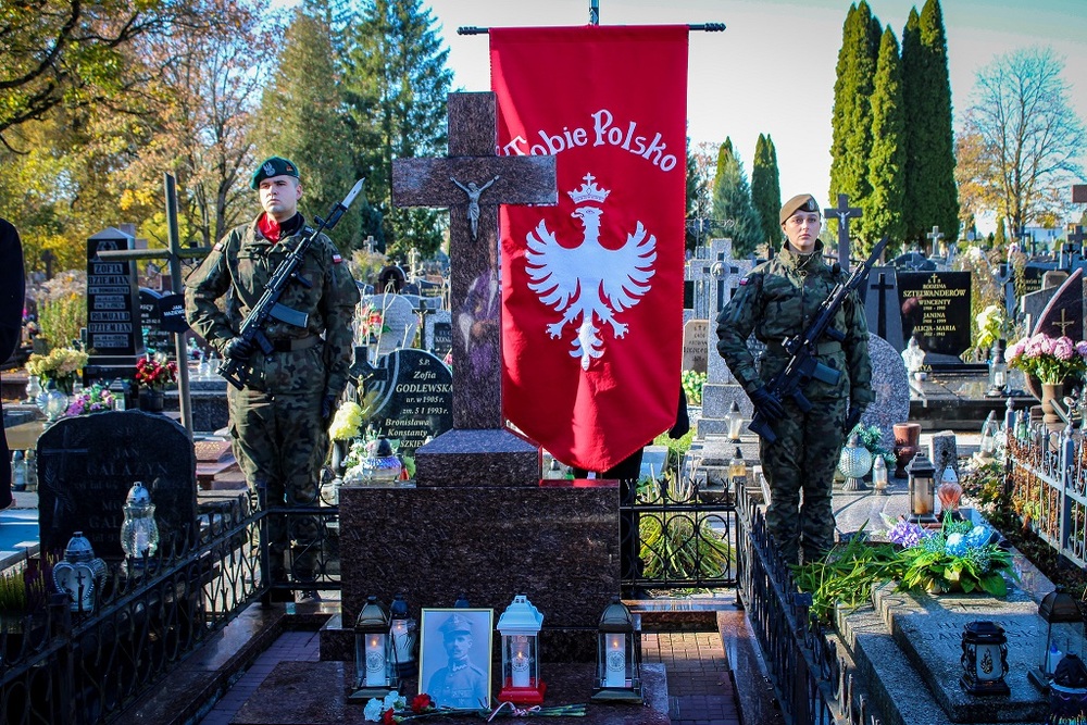 Upamiętniliśmy powstańców śląskich i sejneńskich Władysława Kryszpina ps. „Kruk” oraz Jana Skibickiego ps. „Kłos”. Fot. Katarzyna Dojs/IPN Białystok