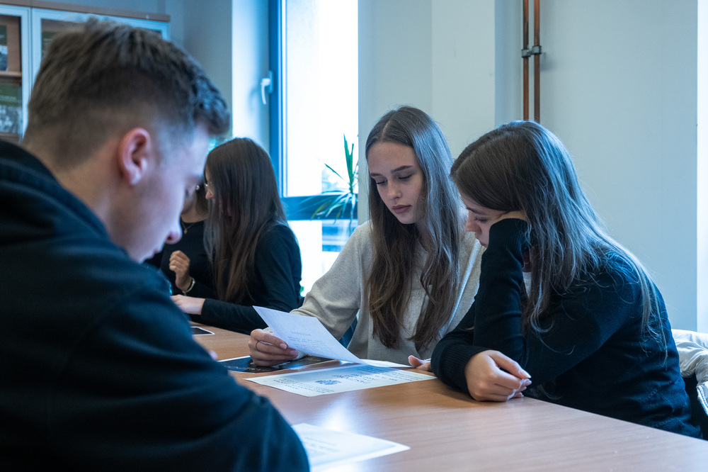 Zajęcia edukacyjne „Co kryją archiwa IPN?”. Fot.: IPN Krzysztof Łojko