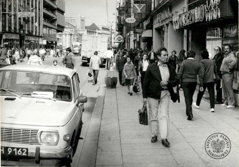 Ulica 3 Maja, widok w stronę Rynku (IPN Ka 048/1954)