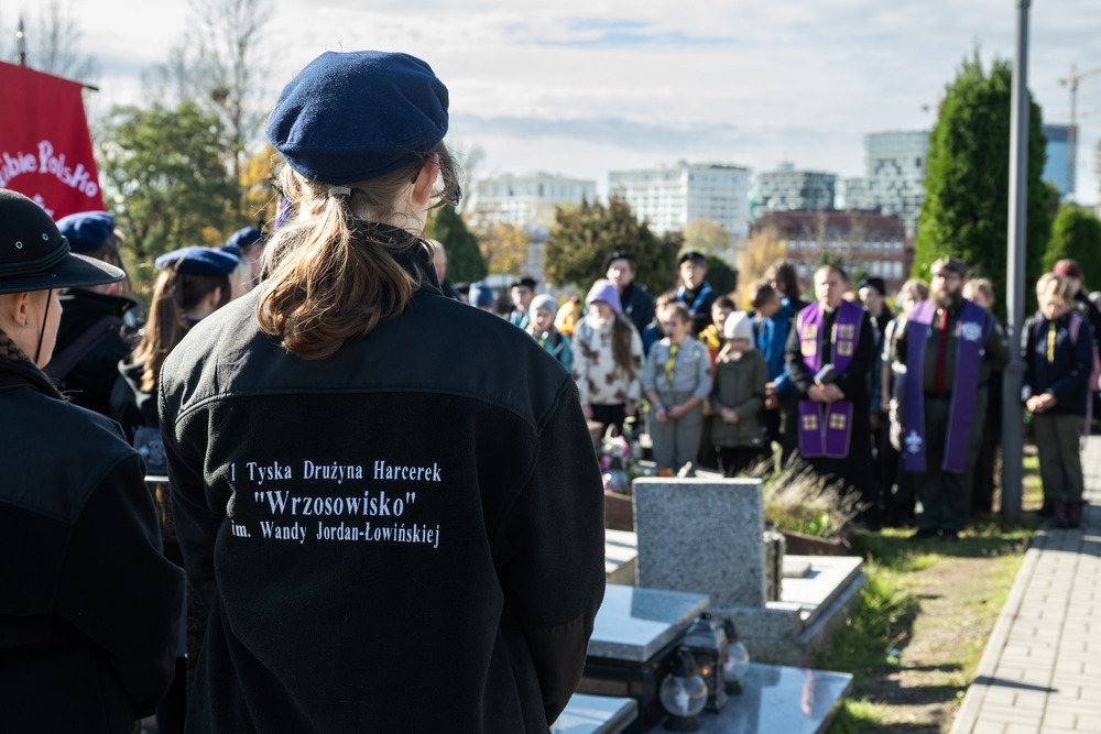Uroczystość oznaczenia znakiem pamięci „Tobie Polsko” grobu uczestniczki III powstania śląskiego hm. Wandy Jordan-Łowińskiej – Katowice. Fot.: IPN Krzysztof Łojko