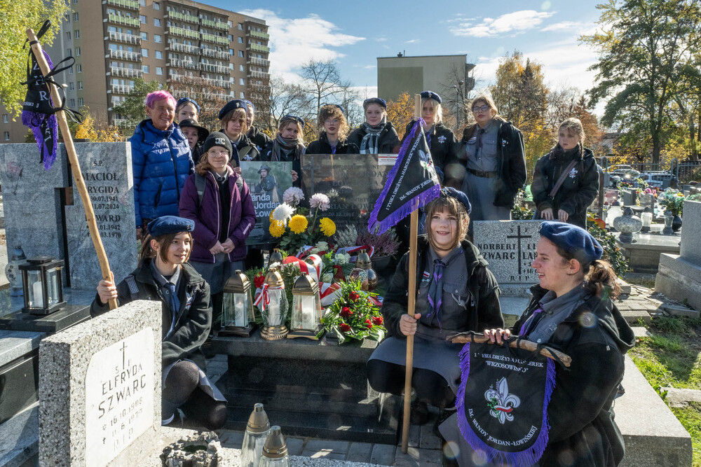 Uroczystość oznaczenia znakiem pamięci „Tobie Polsko” grobu uczestniczki III powstania śląskiego hm. Wandy Jordan-Łowińskiej – Katowice. Fot.: IPN Krzysztof Łojko