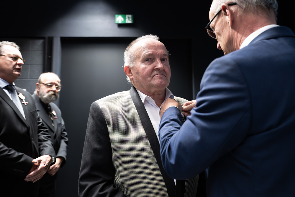 Galeria odznaczonych podczas uroczystości wręczenia Krzyży Wolności i Solidarności. Fot.: IPN Krzysztof Łojko