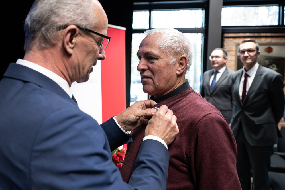 Galeria odznaczonych podczas uroczystości wręczenia Krzyży Wolności i Solidarności. Fot.: IPN Krzysztof Łojko