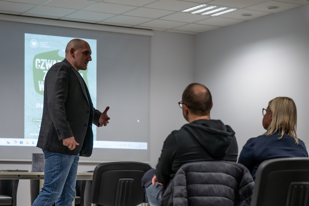 Wykład dr. Tomasza Goneta „Zagłada Żydów na kresach południowo-wschodnich II RP w czasie II wojny światowej” w ramach cyklu „Czwartki z historią”. Fot.: IPN Krzysztof Łojko