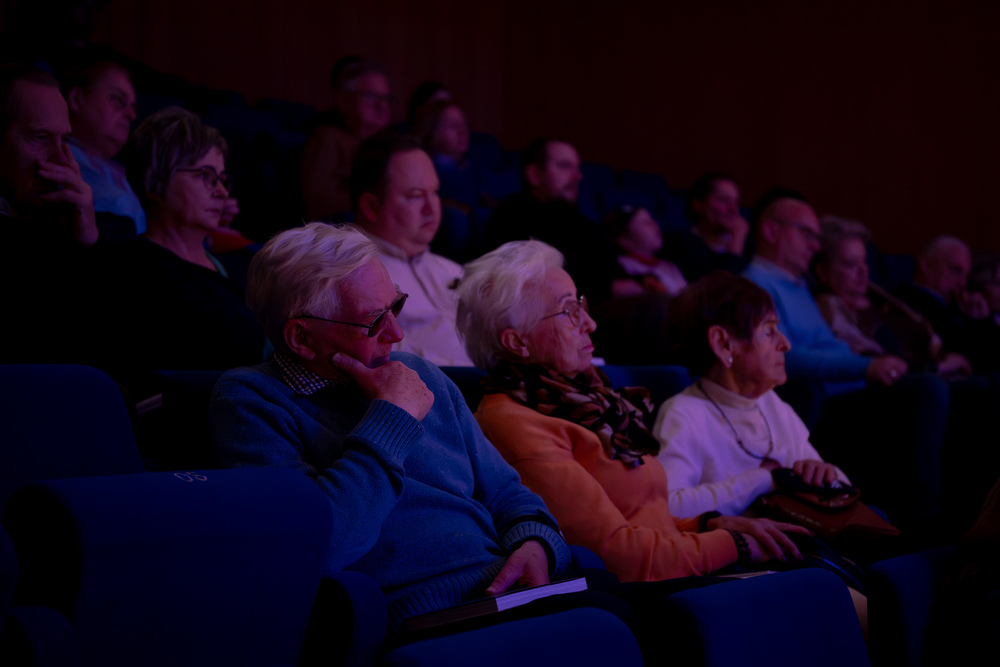 Słuchanie w ciemnościach „Po prostu Korfanty” – Katowice, 15 listopada 2025. Fot.: IPN Krzysztof Łojko