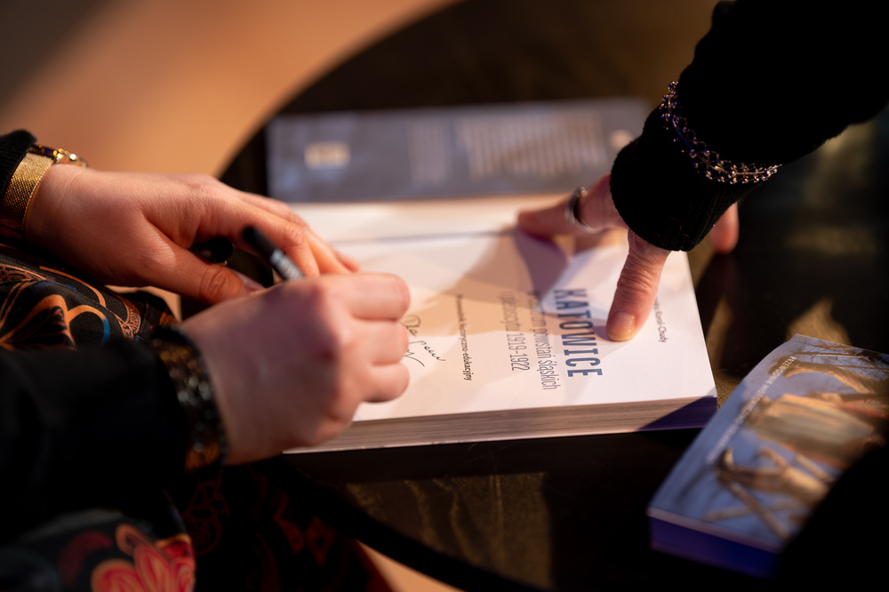 Słuchanie w ciemnościach „Po prostu Korfanty” – Katowice, 15 listopada 2025. Fot.: IPN Krzysztof Łojko