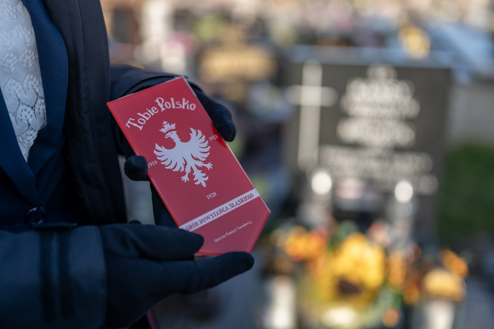 Uhonorowaliśmy Powstańców Śląskich w Chorzowie znakiem pamięci Tobie Polsko. Fot.: IPN Krzysztof Łojko