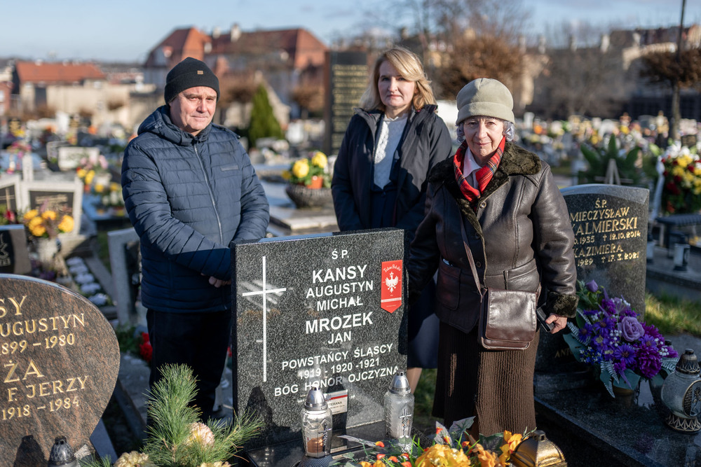 Uhonorowaliśmy Powstańców Śląskich w Chorzowie znakiem pamięci Tobie Polsko. Fot.: IPN Krzysztof Łojko