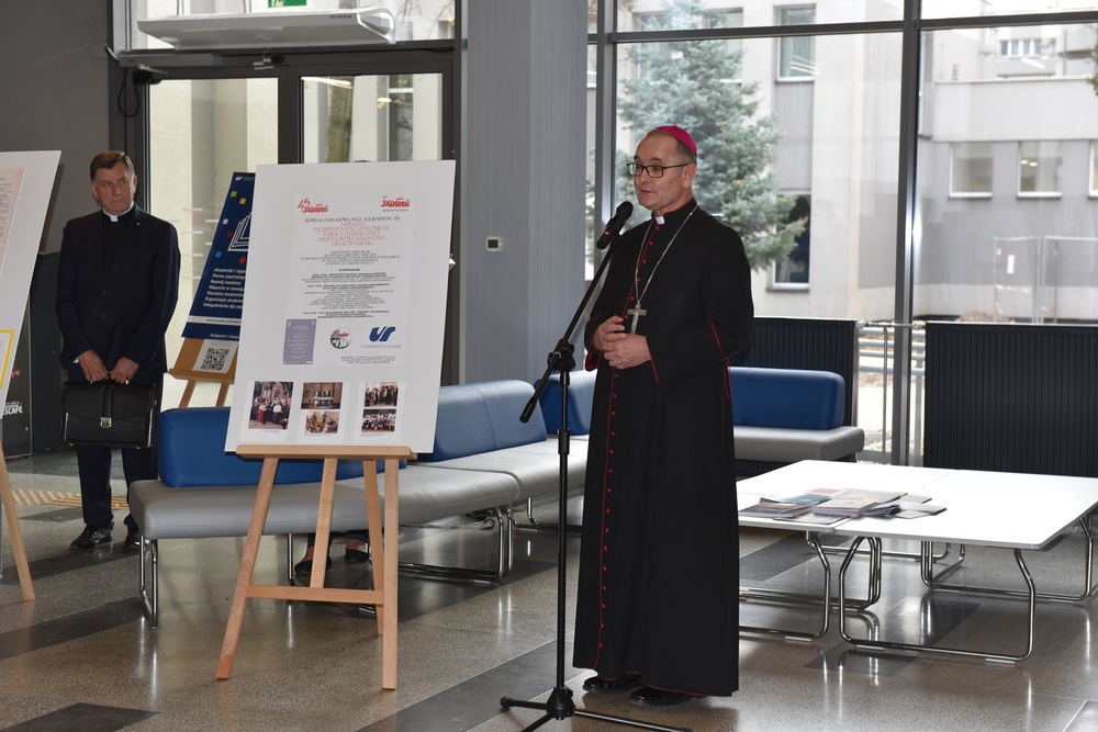 Upamiętniono prof. Augusta Chełkowskiego w Katowicach. Fot. Monika Kobylańska