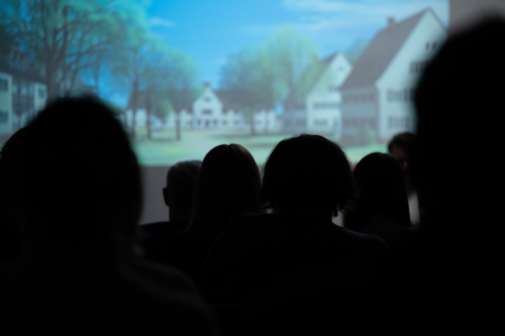 Spotkanie z Janem Jakubem Grabowskim, autorem książki „Suki, wiedźmy i bestie. Historie nadzorczyń z niemieckich obozów koncentracyjnych”. Fot.: IPN Krzysztof Łojko