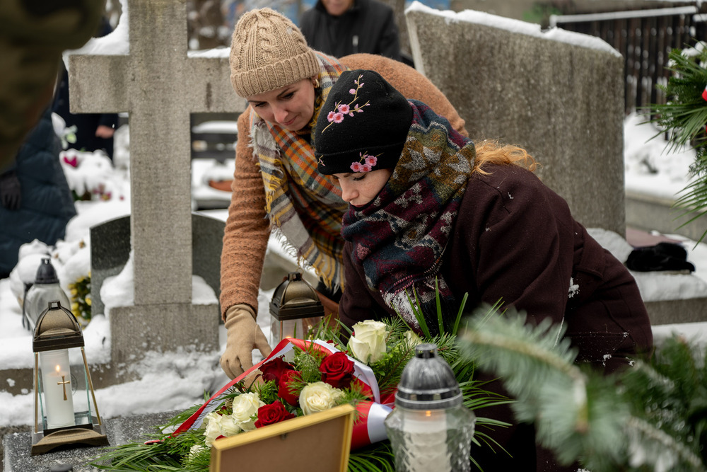 Uroczystość oznaczenia grobu obrońcy Lwowa śp. Ludwika Giebułtowicza plakietą „Grób Weterana Walk o Wolność i Niepodległość Polski”. Fot.: IPN Krzysztof Łojko