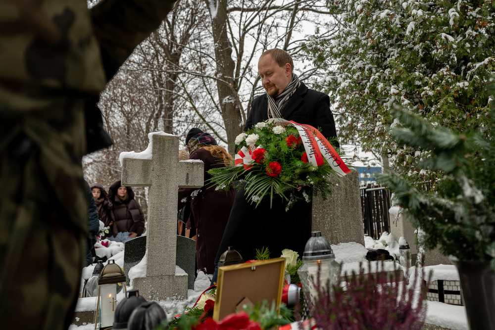 Uroczystość oznaczenia grobu obrońcy Lwowa śp. Ludwika Giebułtowicza plakietą „Grób Weterana Walk o Wolność i Niepodległość Polski”. Fot.: IPN Krzysztof Łojko