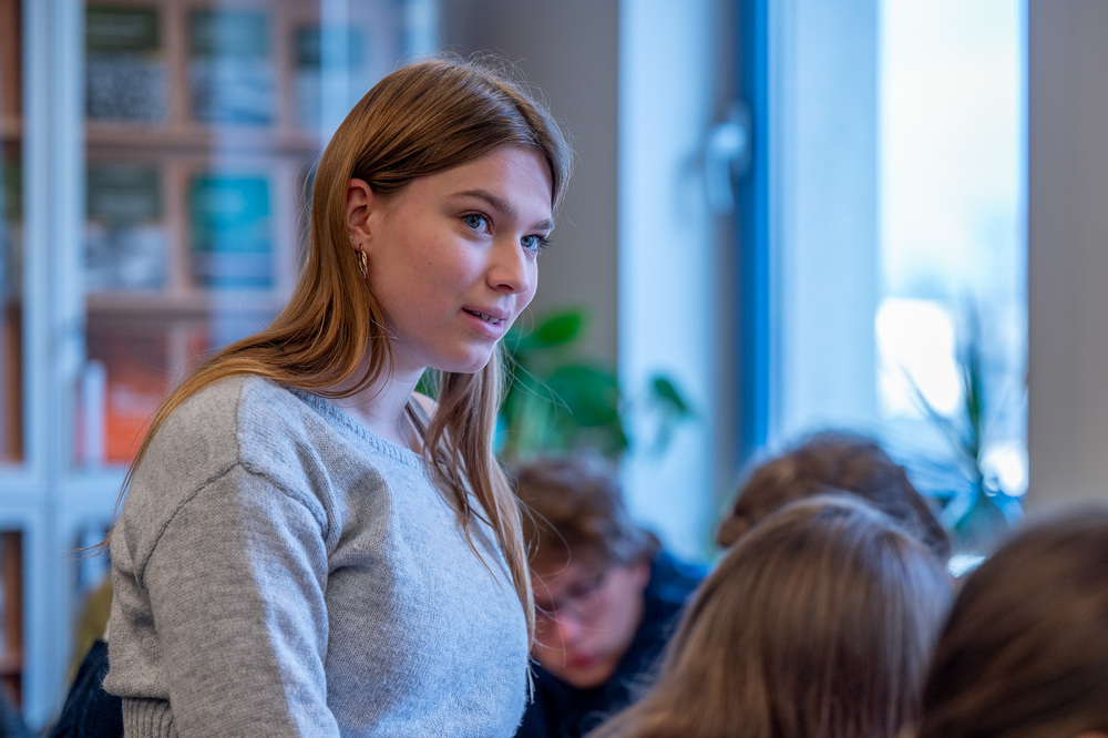 Jak magazyny akt IPN zmieniają się w żywą lekcję historii dla uczniów? Zajęcia "Co kryją Archiwa IPN?". Fot.: IPN Krzysztof Łojko