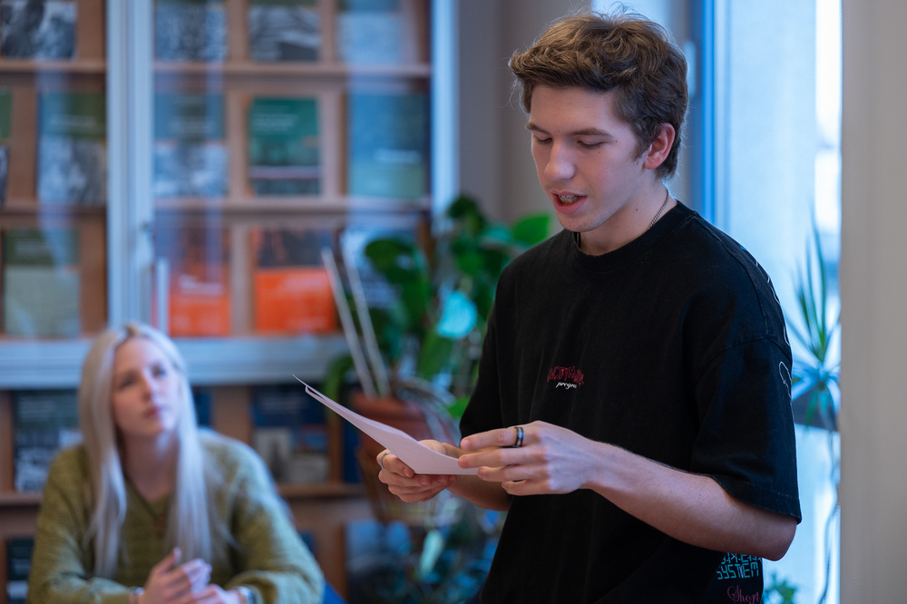 Jak magazyny akt IPN zmieniają się w żywą lekcję historii dla uczniów? Zajęcia "Co kryją Archiwa IPN?". Fot.: IPN Krzysztof Łojko