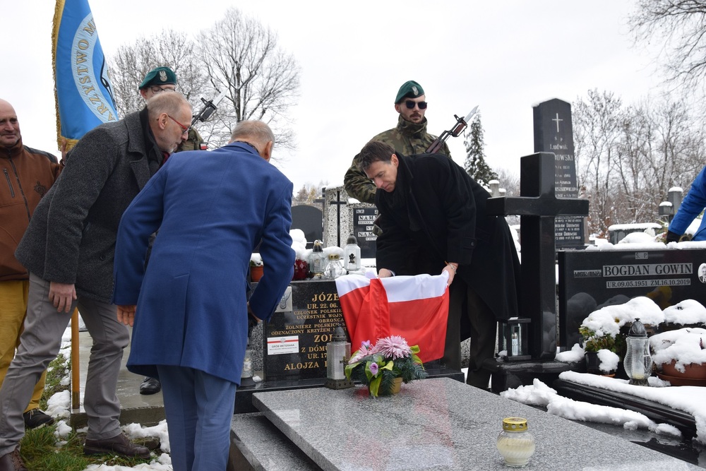 Upamiętnienie sierż. Józefa Kaisera oraz ppłk. Władysława Steblika w Żywcu. Fot. Danuta Mikoda/IPN
