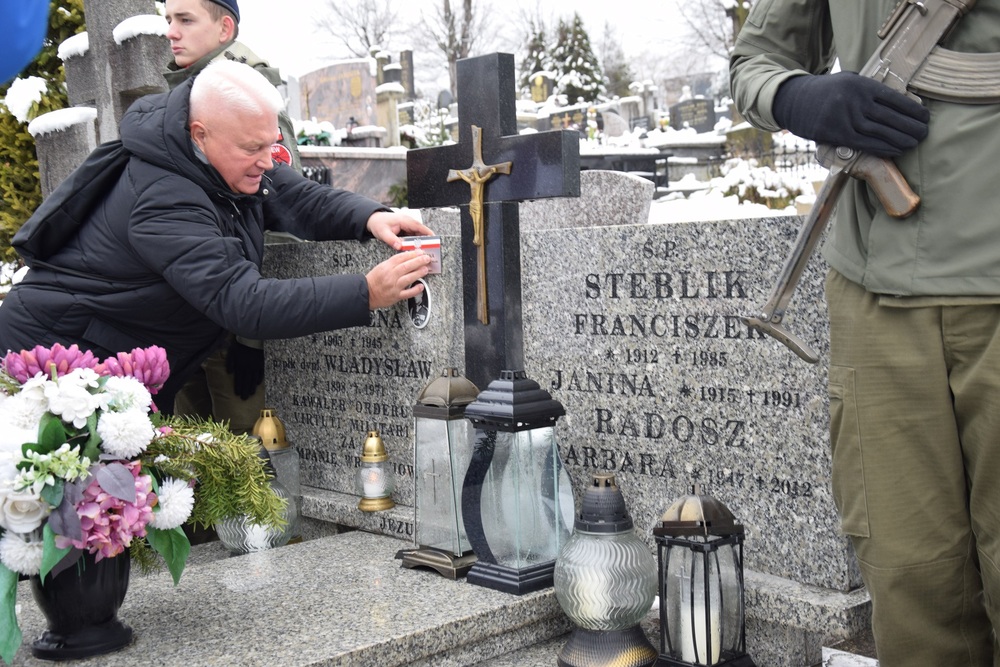 Upamiętnienie sierż. Józefa Kaisera oraz ppłk. Władysława Steblika w Żywcu. Fot. Danuta Mikoda/IPN