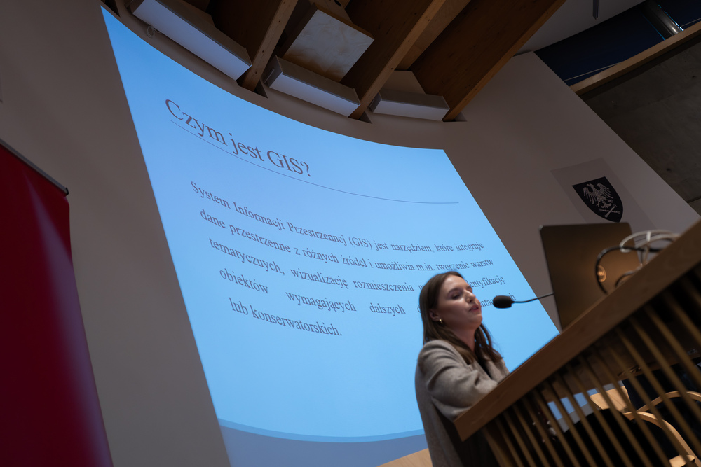 „Krajobraz powstańczy na polskich cmentarzach. Studium przypadków grobów powstańców ujętych w ewidencji grobów weteranów walk o wolność i niepodległość Polski”. Fot.: IPN Krzysztof Łojko