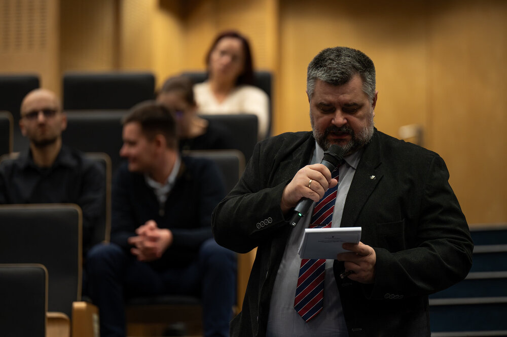 „Krajobraz powstańczy na polskich cmentarzach. Studium przypadków grobów powstańców ujętych w ewidencji grobów weteranów walk o wolność i niepodległość Polski”. Fot.: IPN Krzysztof Łojko