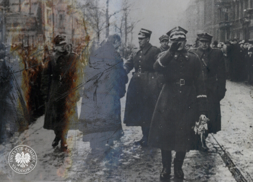 Fotografia wykonana prawdopodobnie pod koniec stycznia 1945 r., kiedy do Katowic przybyła grupa działaczy wyznaczonych przez Rząd Tymczasowy do objęcia administracji Górnego Śląska. Mężczyzna w centrum zdjęcia to gen. Aleksander Zawadzki, pełnomocnik Rządu Tymczasowego na Śląsk (IPN Ka 439/38)