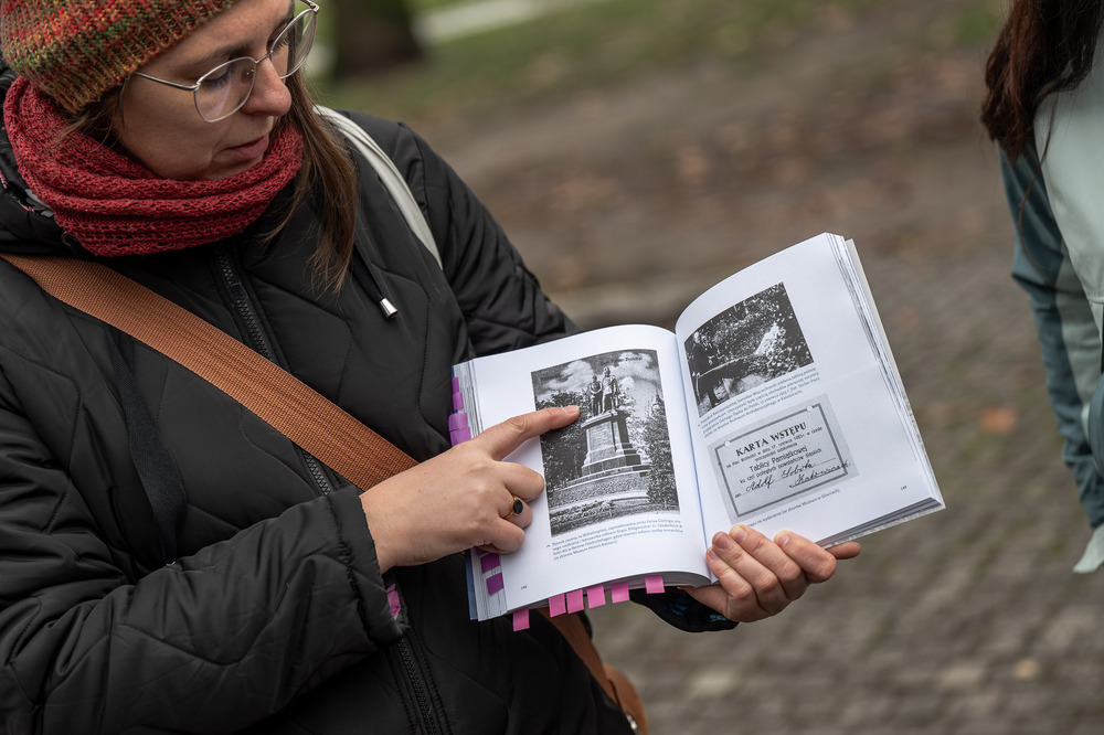 Spacer historyczny po centrum Katowic śladami powstań śląskich i plebiscytu.: Fot.: IPN Krzysztof Łojko