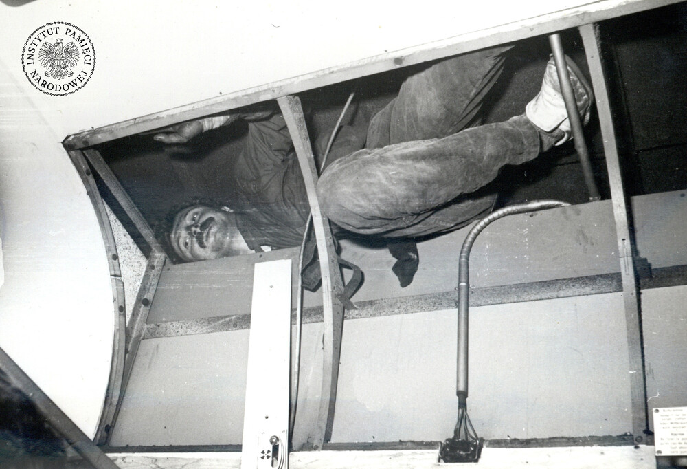 Skrytka i uciekinierzy schwytani w 1987 r. w Zgorzelcu (IPN Ka 035/1911)