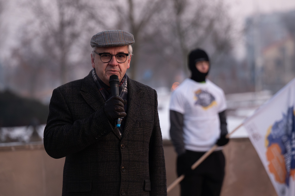 Bieg Pamięci ze Światłem Pokoju: sztafeta młodzieży z Oświęcimia do Gliwic – 19 stycznia 2026. Fot.: IPN Krzysztof Łojko