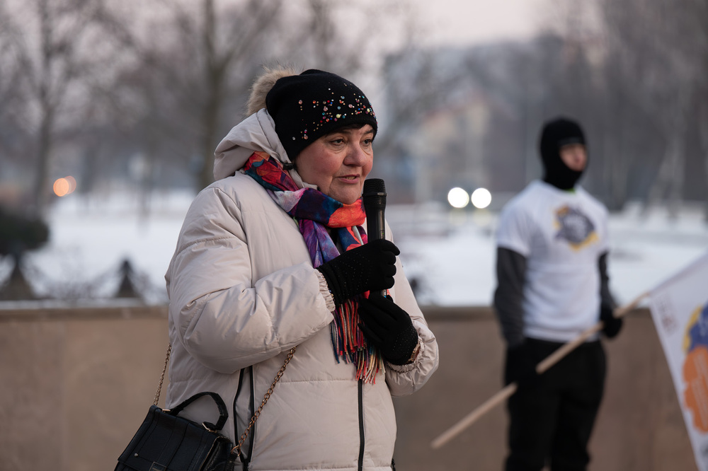Bieg Pamięci ze Światłem Pokoju: sztafeta młodzieży z Oświęcimia do Gliwic – 19 stycznia 2026. Fot.: IPN Krzysztof Łojko