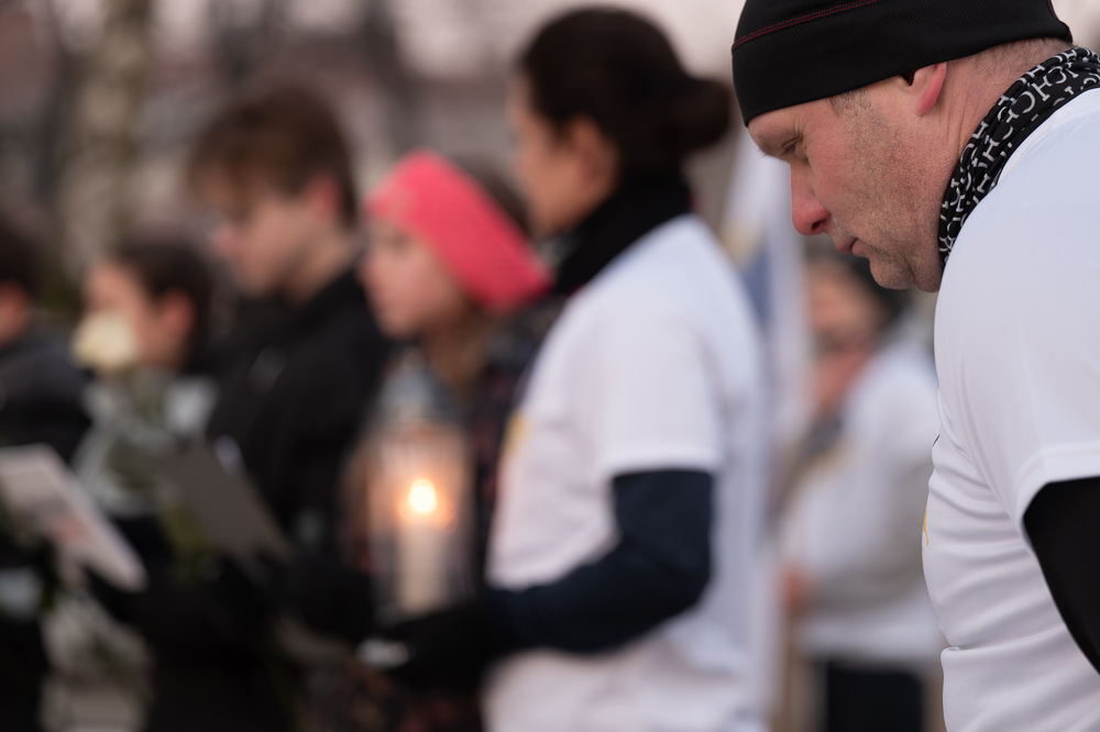 Bieg Pamięci ze Światłem Pokoju: sztafeta młodzieży z Oświęcimia do Gliwic – 19 stycznia 2026. Fot.: IPN Krzysztof Łojko