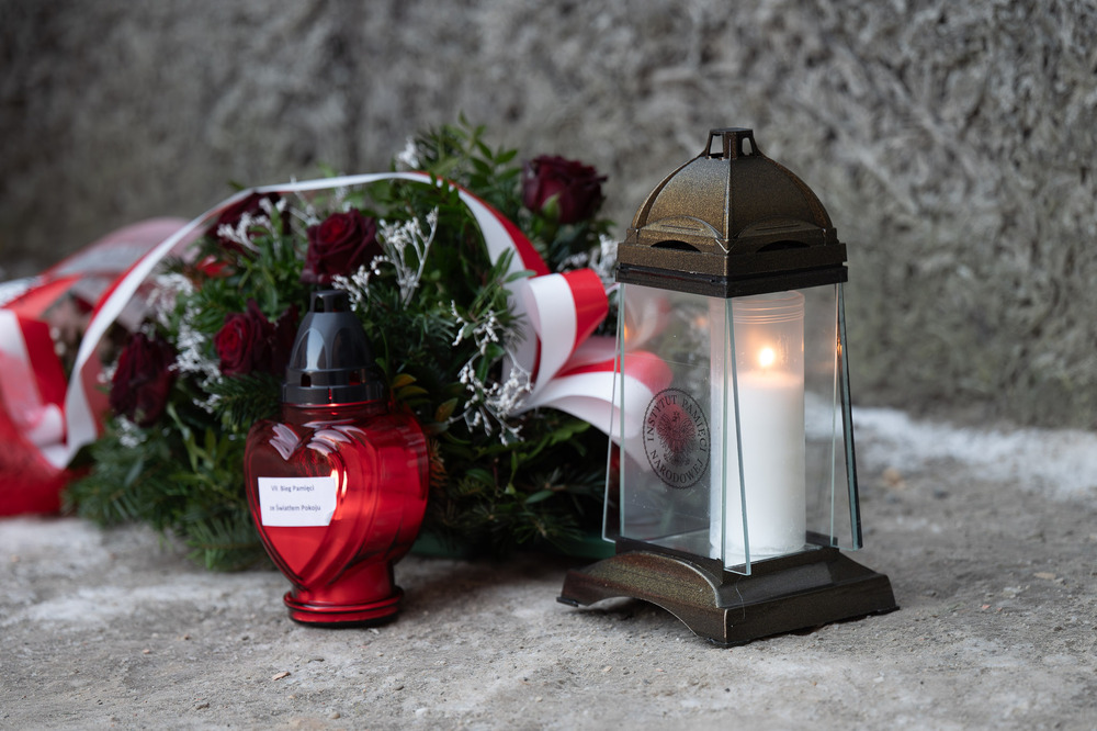 Bieg Pamięci ze Światłem Pokoju: sztafeta młodzieży z Oświęcimia do Gliwic – 19 stycznia 2026. Fot.: IPN Krzysztof Łojko