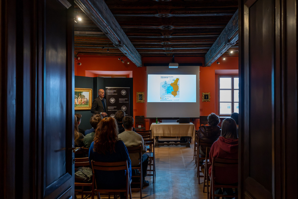 Wykład dla młodzieży „Tragedia Górnośląska 1945” – Tarnowskie Góry, 3 lutego 2026. Fot.: IPN Krzysztof Łojko