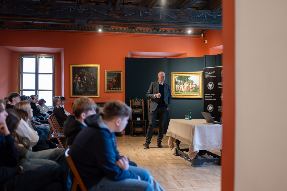 Wykład dla młodzieży „Tragedia Górnośląska 1945” – Tarnowskie Góry, 3 lutego 2026. Fot.: IPN Krzysztof Łojko