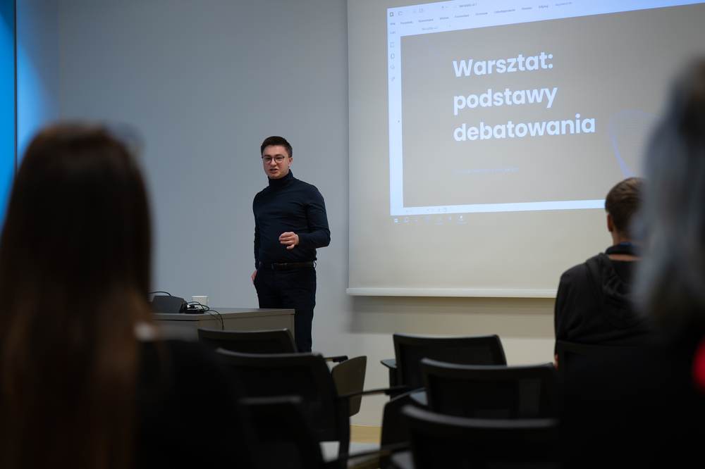 Szkolenie przygotowujące młodzież do udziału w XI edycji Turnieju Debat Historycznych IPN. Fot.: IPN Krzysztof Łojko